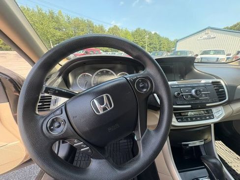Used 2015 Honda Accord LX image 15