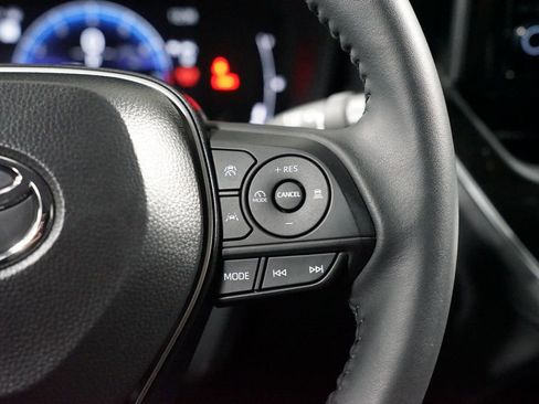 Certified 2026 Toyota Corolla Cross LE image 11