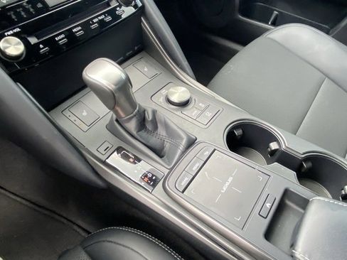 Used 2024 Lexus IS 300 F Sport image 22