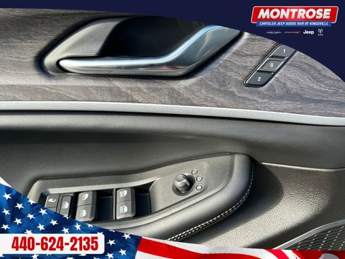 New 2025 Jeep Grand Cherokee Limited 4xe image 10