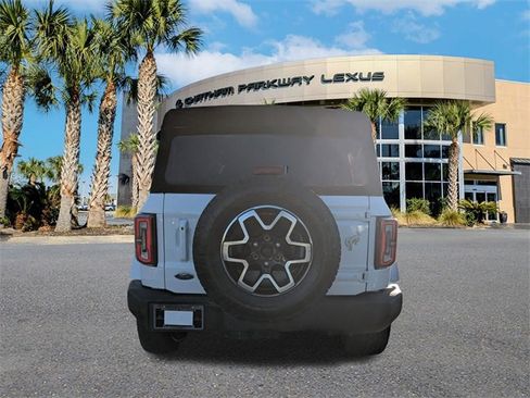 Used 2022 Ford Bronco Outer Banks image 6