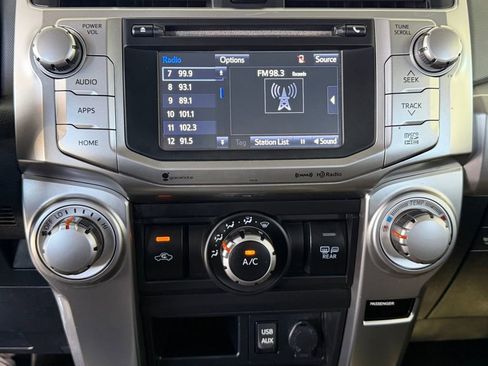 Used 2018 Toyota 4Runner SR5 RWD image 28
