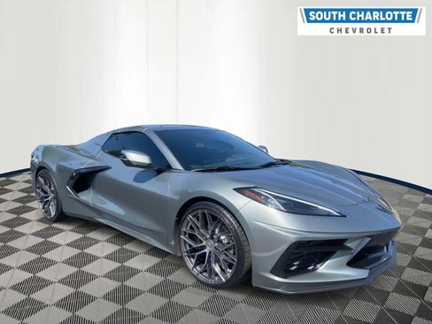 Used 2023 Chevrolet Corvette Stingray Convertible w/ 1LT RWD image 3