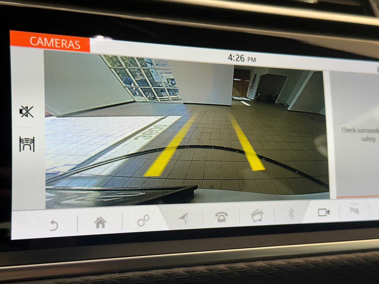 Used 2019 Land Rover Range Rover Velar S AWD/4WD image 18