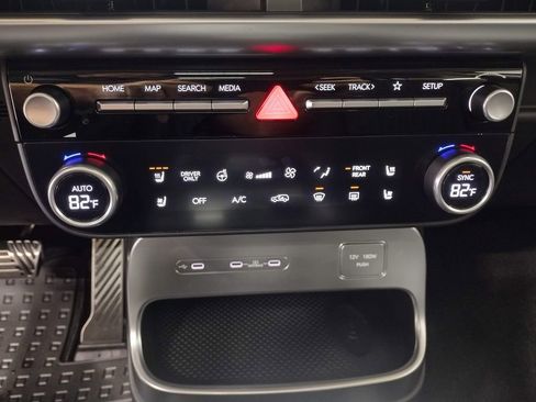 New 2026 Hyundai Ioniq 9 Calligraphy image 42