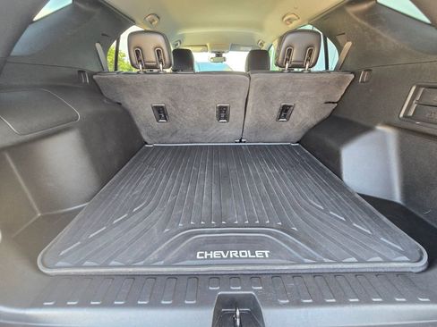 Used 2020 Chevrolet Equinox Premier FWD image 24