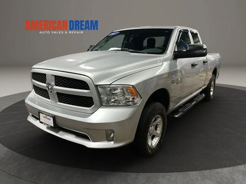 Used 2017 RAM 1500 Express w/ Express Value Package AWD/4WD image 1