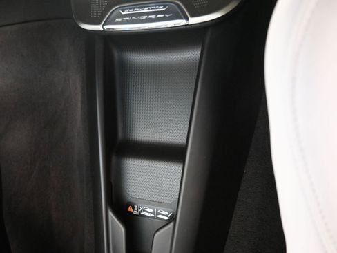 Used 2020 Chevrolet Corvette Stingray Preferred Conv w/ 2LT Preferred Equipment Group RWD image 35
