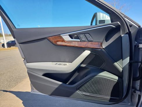 Used 2017 Audi A4 2.0T Prestige w/ Prestige Package image 20