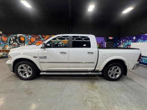 Used 2016 RAM 1500 Laramie w/ Convenience Group AWD/4WD image 2