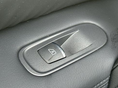 Certified 2024 Nissan Armada SL w/ Captain's Chairs Package image 30