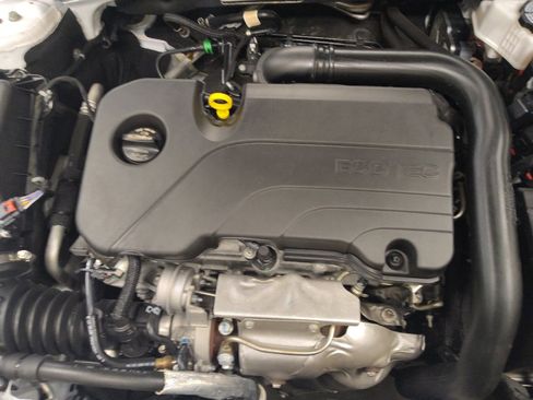 Used 2025 Chevrolet Malibu LT FWD image 30