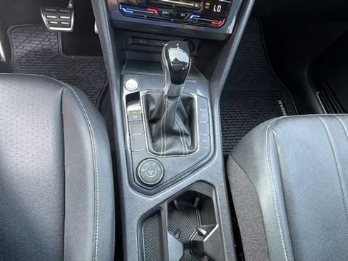 Used 2023 Volkswagen Tiguan SE R-Line AWD/4WD image 28