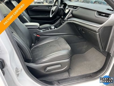 Used 2024 Jeep Grand Cherokee Altitude AWD/4WD image 22