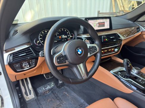 Used 2017 BMW 540i RWD image 13