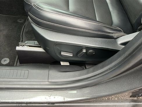 Used 2020 Ford Escape SEL image 14