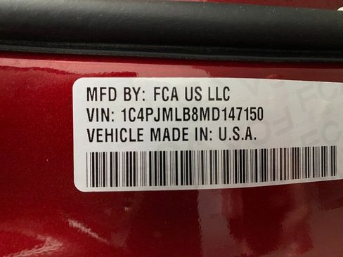 Used 2021 Jeep Cherokee Latitude Plus image 30