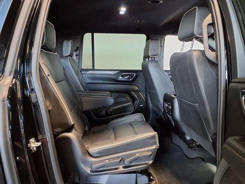 Used 2023 Chevrolet Suburban Premier AWD/4WD image 11