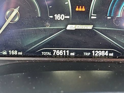 Used 2018 BMW 530e RWD image 17