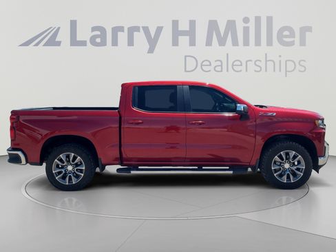 Used 2021 Chevrolet Silverado 1500 LT AWD/4WD image 6