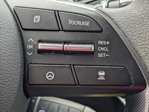 Used 2022 Hyundai Sonata SE image 13