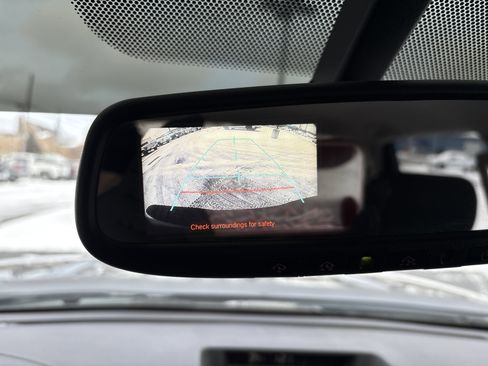 Used 2012 Toyota Tundra 4x4 CrewMax image 26