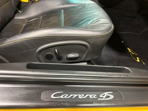 Used 2004 Porsche 911 Carrera 4S AWD/4WD image 39