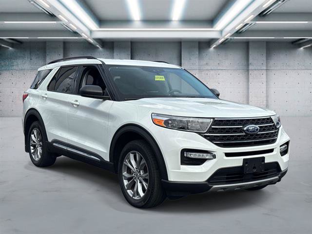 Used 2023 Ford Explorer XLT w/ Equipment Group 202A AWD/4WD image 24