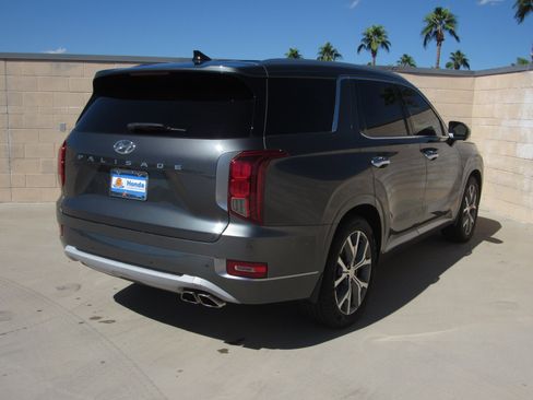 Used 2022 Hyundai Palisade Limited image 5