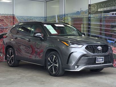 Certified 2022 Toyota Highlander XSE