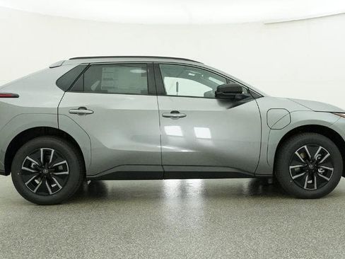 New 2026 Toyota bZ FWD image 27