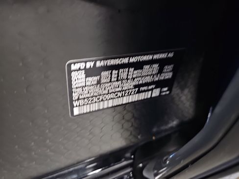 Used 2024 BMW iX xDrive50 w/ Premium Package image 37