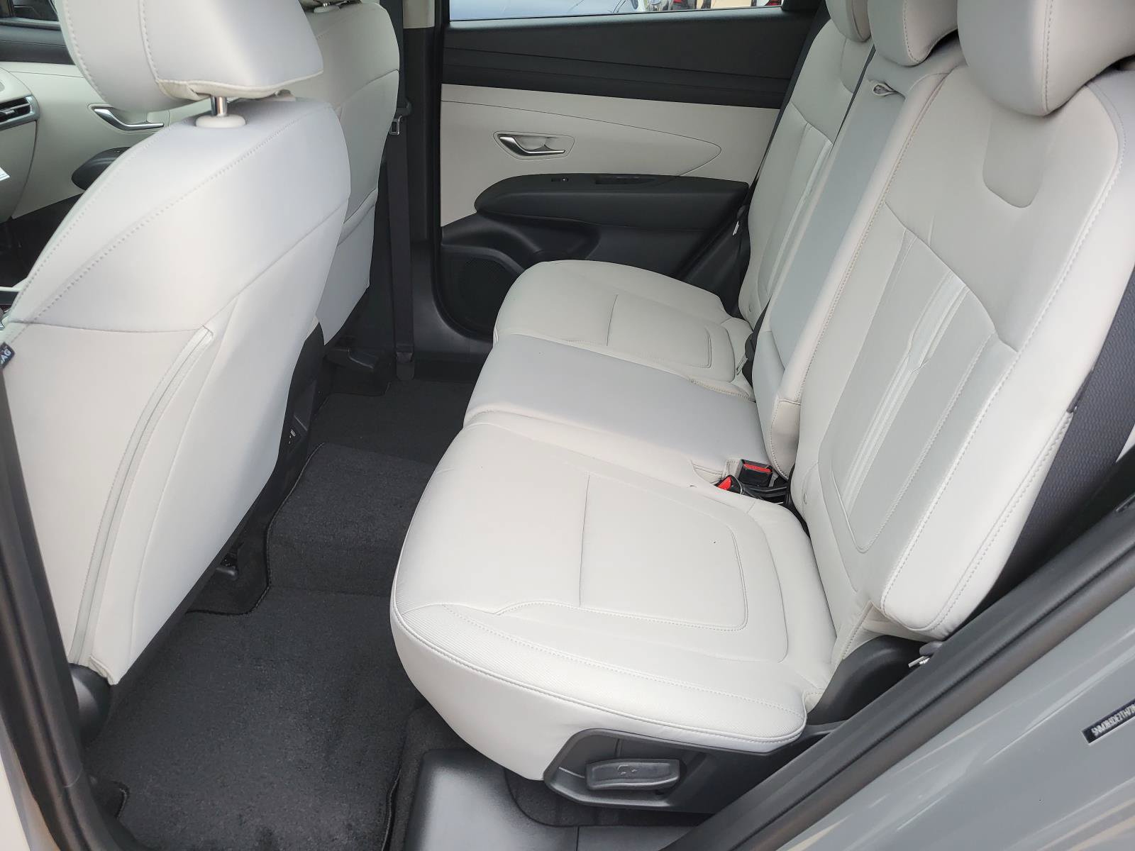 New 2026 Hyundai Tucson SEL FWD image 11