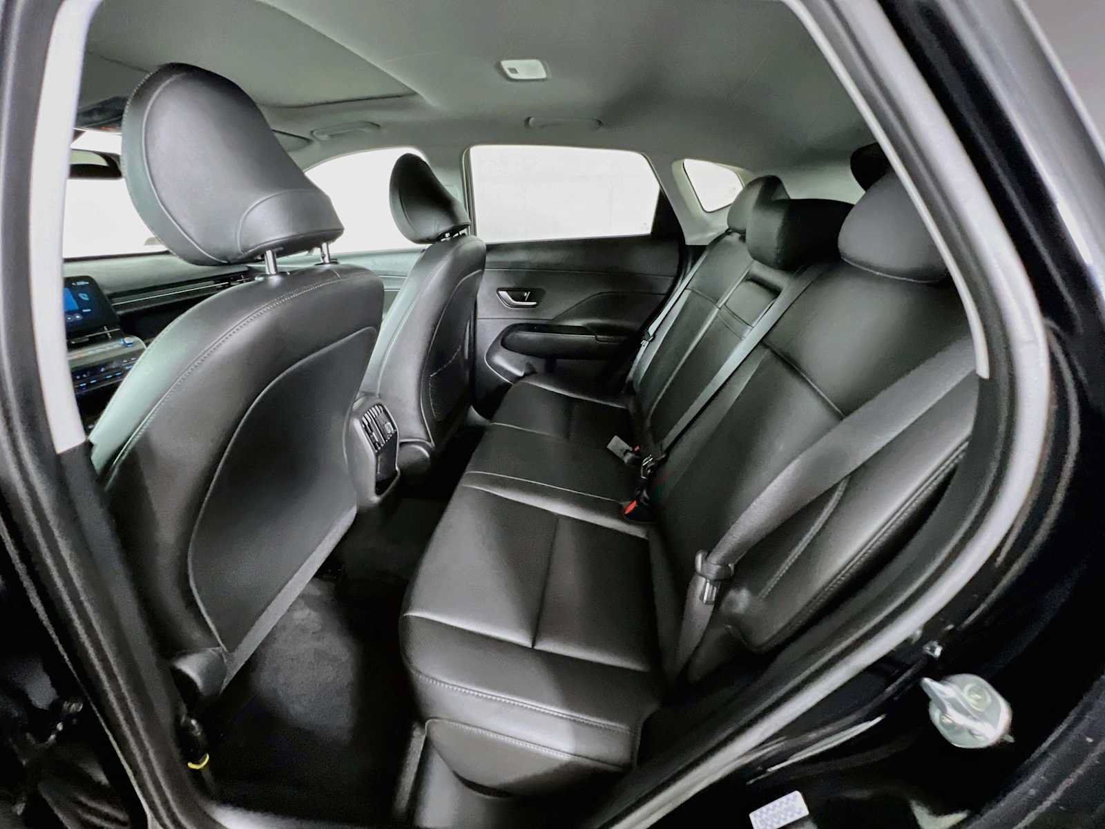 Certified 2024 Hyundai Kona Limited AWD/4WD image 26