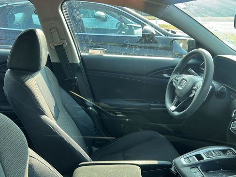 Used 2019 Honda Insight LX image 7
