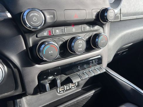 Used 2021 RAM 1500 Laramie w/ Sport Appearance Package image 10