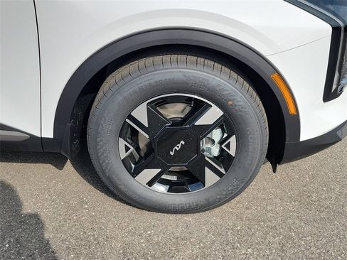 New 2026 Kia Sportage LX image 40