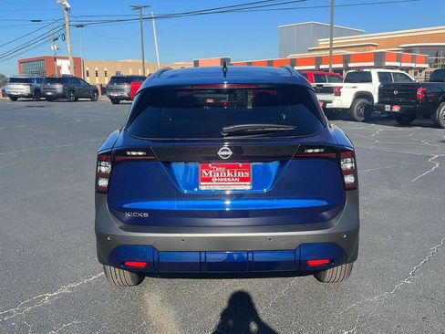 New 2026 Nissan Kicks SV image 4