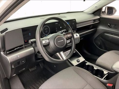 Certified 2024 Hyundai Kona SE image 16