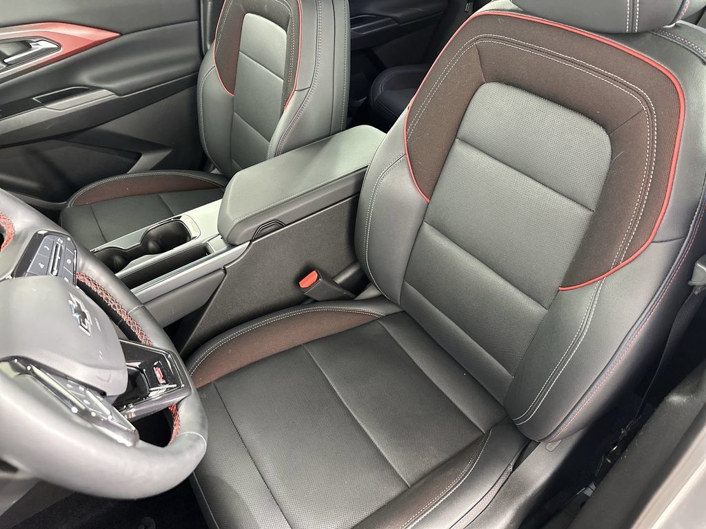 Used 2024 Chevrolet Equinox EV RS FWD image 20