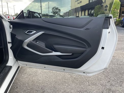Used 2019 Chevrolet Camaro SS RWD image 35