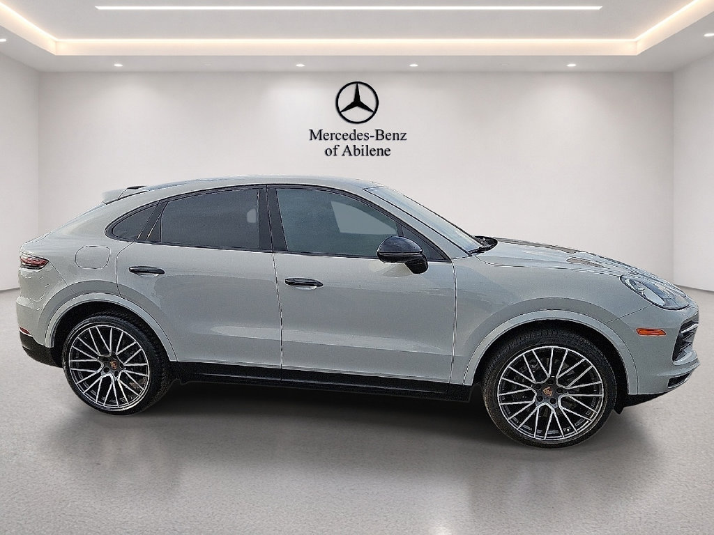 Used 2023 Porsche Cayenne Platinum Edition AWD/4WD image 9