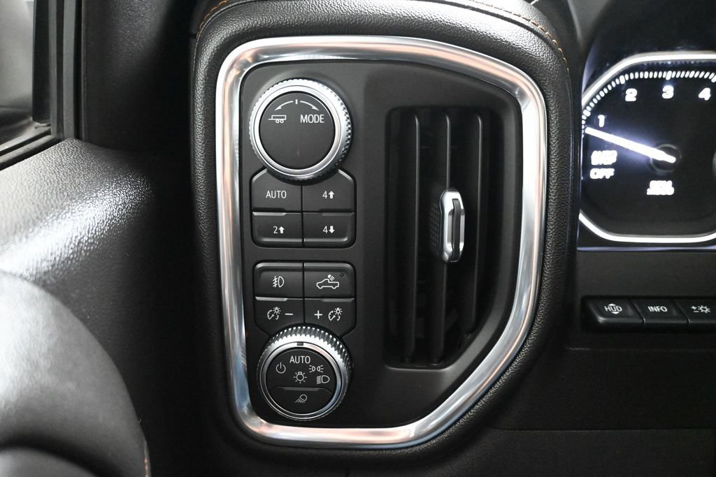 Used 2021 GMC Sierra 1500 AT4 w/ AT4 Premium Package AWD/4WD image 19