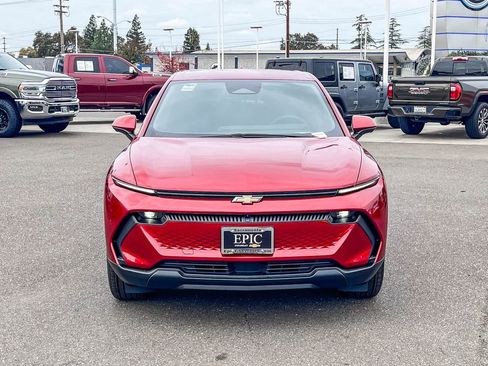New 2026 Chevrolet Equinox EV LT image 6