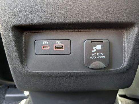New 2026 Nissan Frontier 4x4 Crew Cab image 12