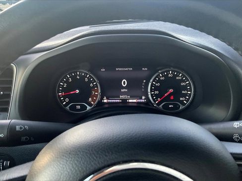 Used 2020 Jeep Renegade Limited image 18