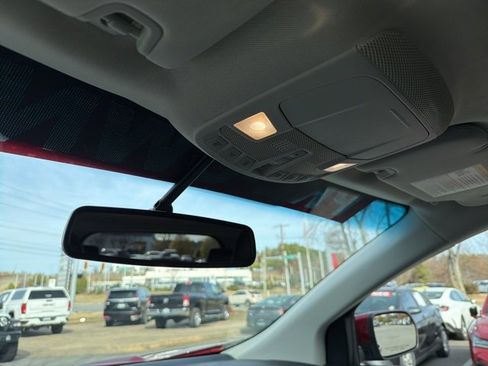 Used 2017 Ford Edge SEL w/ Equipment Group 201A image 23