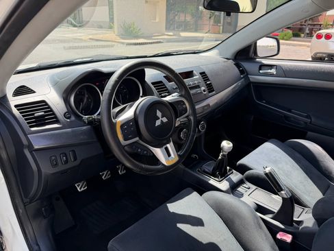 Used 2011 Mitsubishi Lancer Evolution GSR image 12
