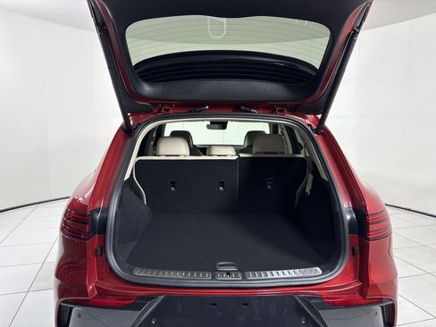 New 2026 Genesis GV70 2.5T Advanced AWD/4WD image 21