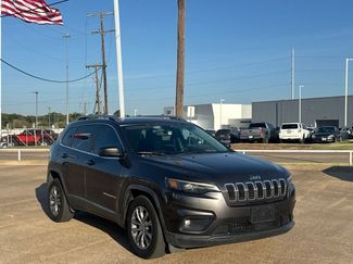 Used 2019 Jeep Cherokee Latitude Plus w/ Comfort/Convenience Group FWD video 1